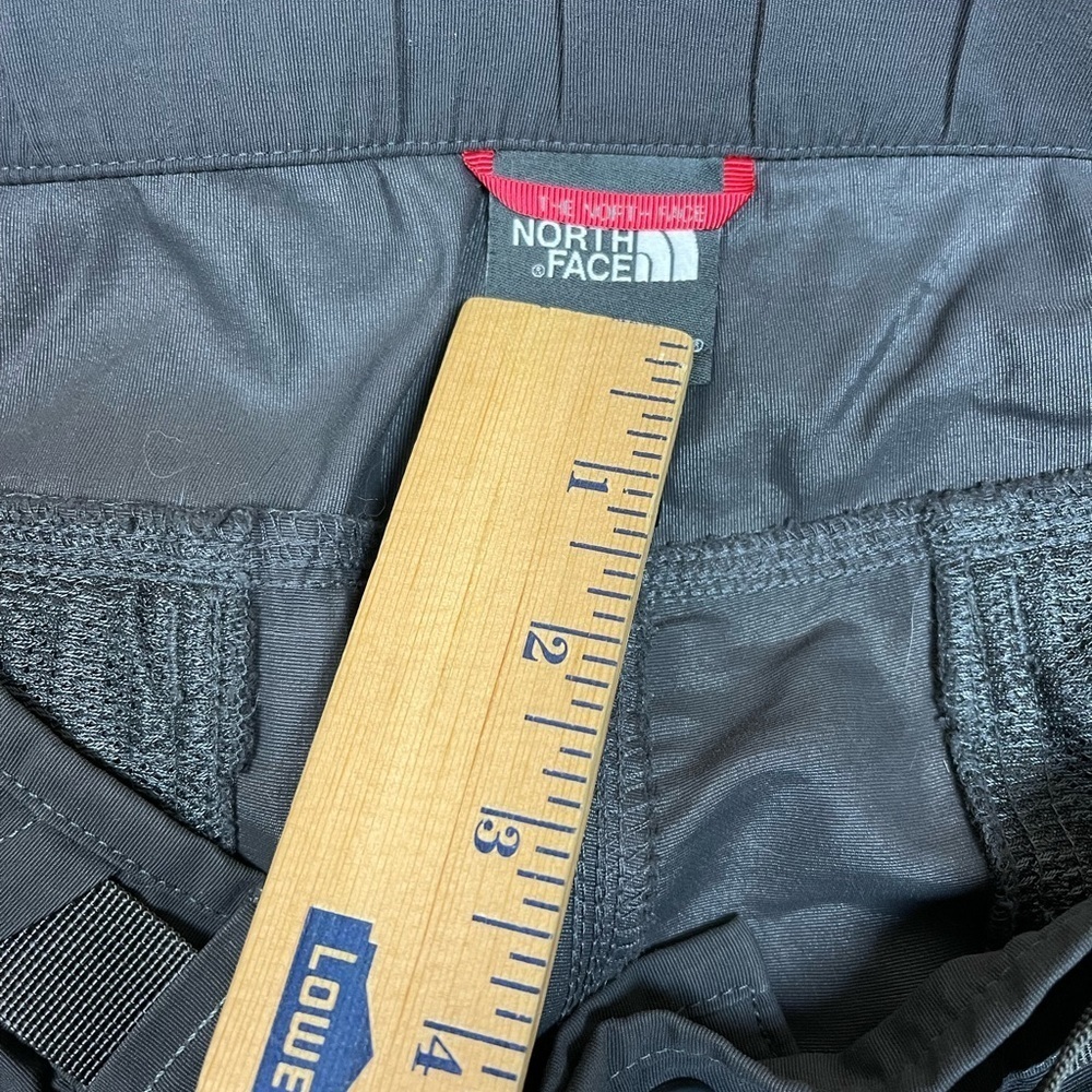 The North Face Cargo Pants Men's Size XL Grey Pants - Picture 4 of 10